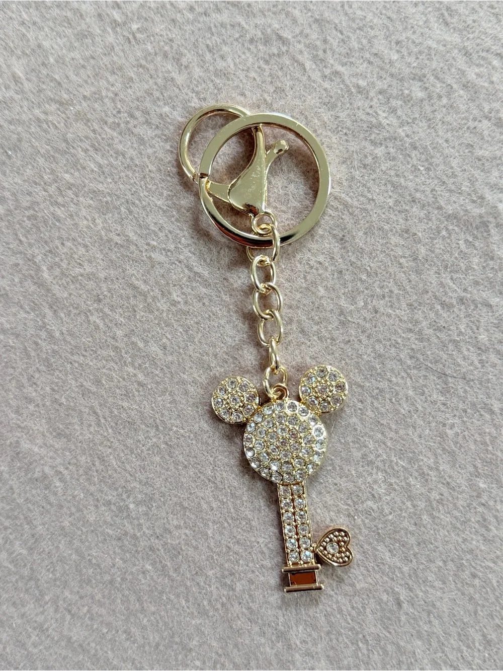 Skeleton key Mickey Mouse Keychain bag Charm gifts travel keyring rhinestone